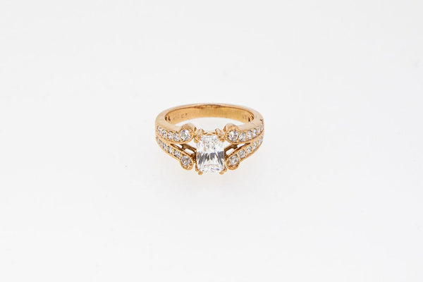 Split Shank Vintage Look Ring